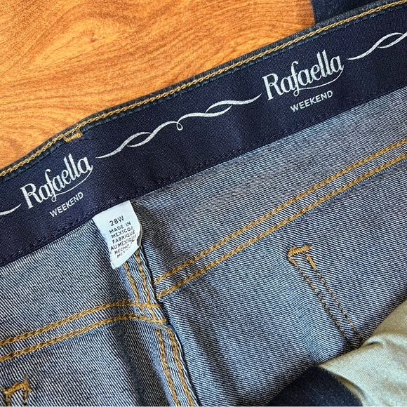 Rafaella Weekend NWT indigo Cuffed Capri Denim Jeans plus size 28W - Picture 3 of 8